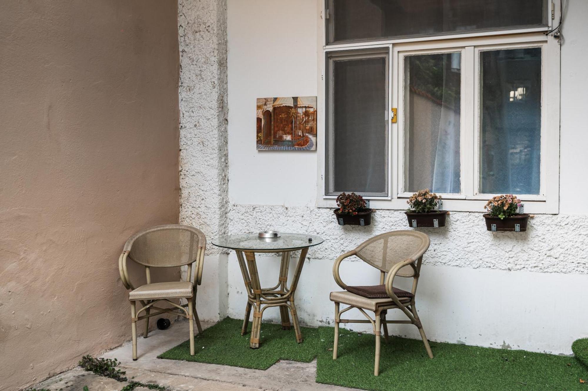 Lara'S Loft Appartement Braşov Buitenkant foto